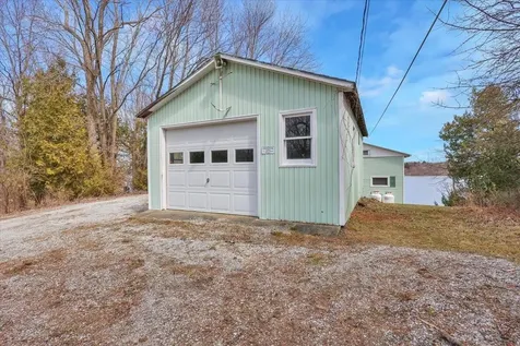 1780 Pelots Point Road North Hero VT 05474