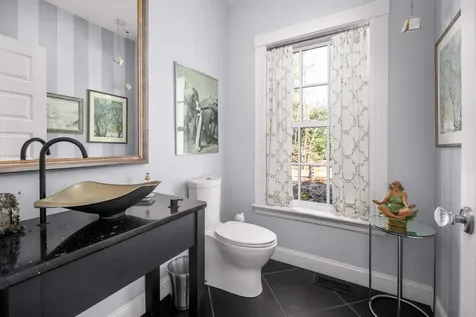 28 Wentworth Street Kittery ME 03904