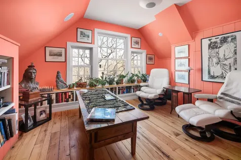 28 Wentworth Street Kittery ME 03904