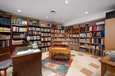 28 Wentworth Street Kittery ME 03904