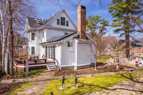 28 Wentworth Street Kittery ME 03904