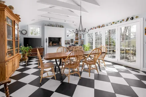 28 Wentworth Street Kittery ME 03904