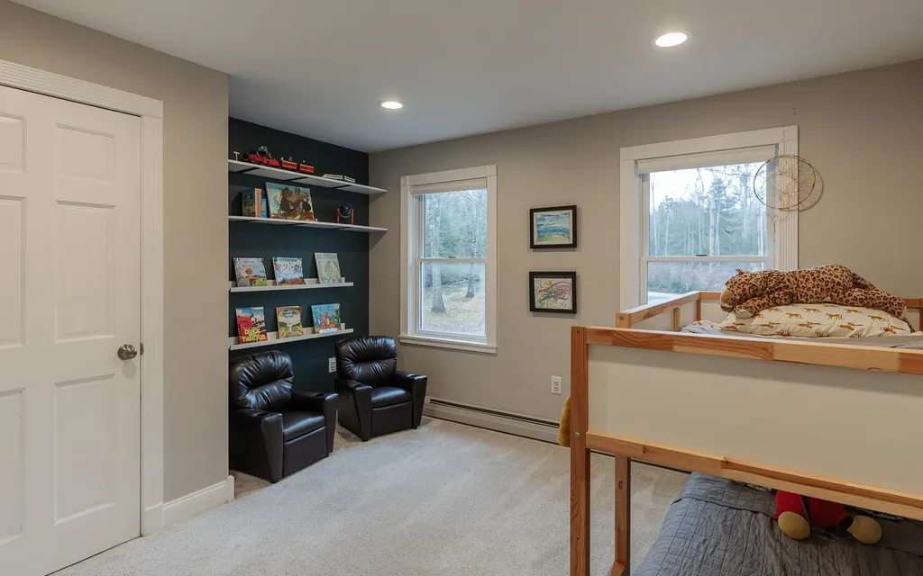 12 Winch Hill Road Swanzey NH 03446