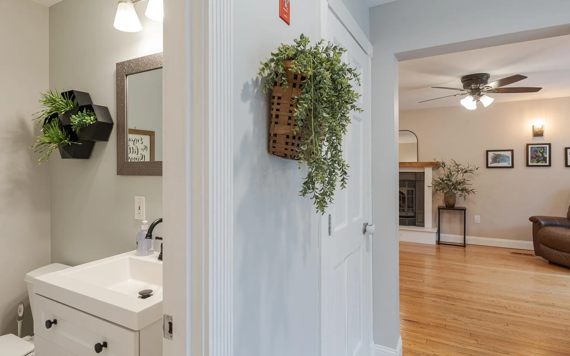 12 Winch Hill Road Swanzey NH 03446