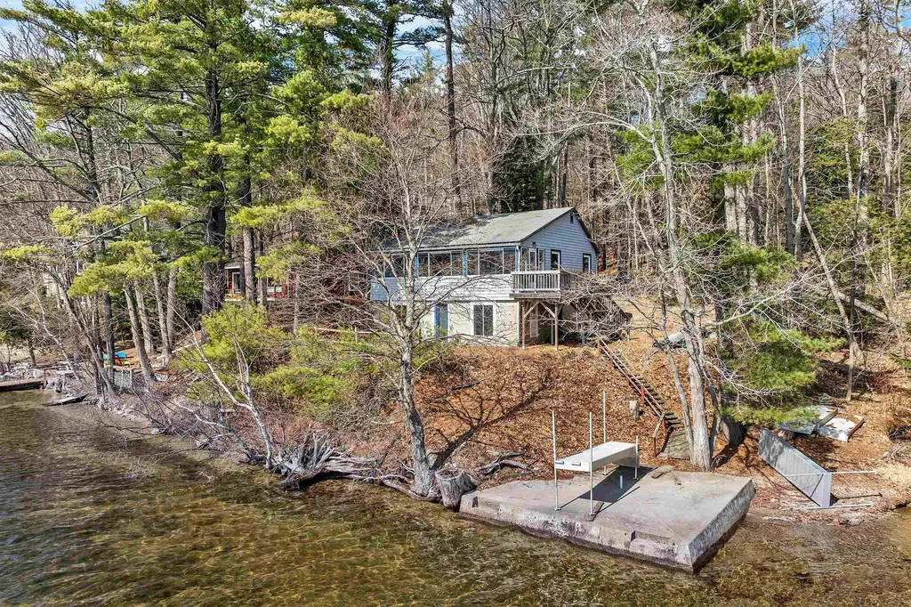 18 Donald Drive Alton NH 03810