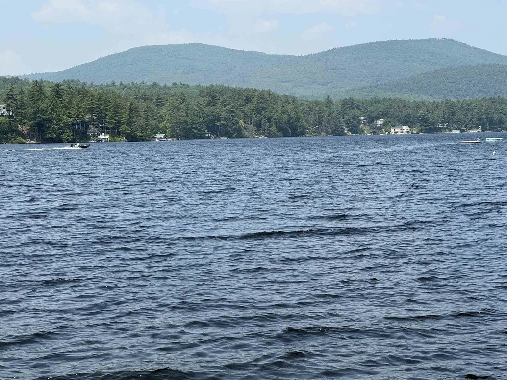 18 Donald Drive Alton NH 03810