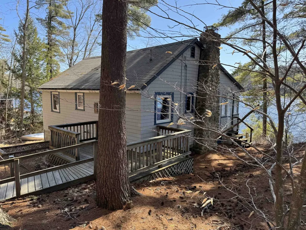 18 Donald Drive Alton NH 03810