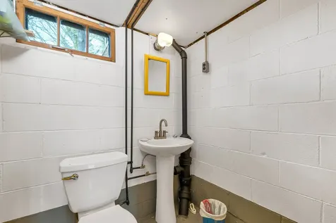 18 Donald Drive Alton NH 03810