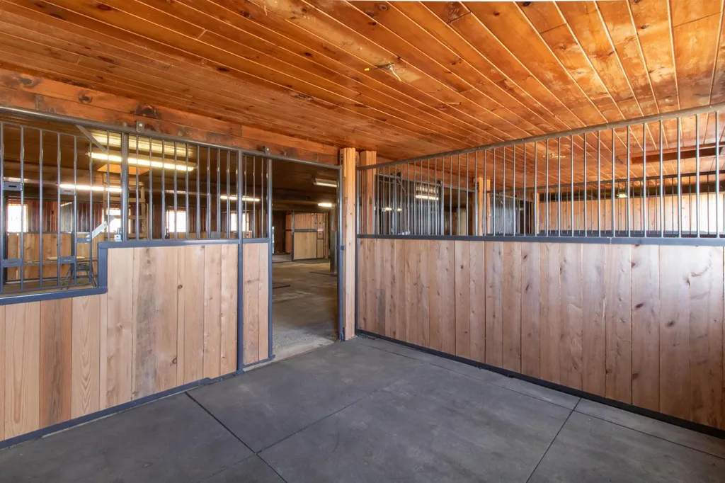 849 Mount Bess Road Charleston VT 05872