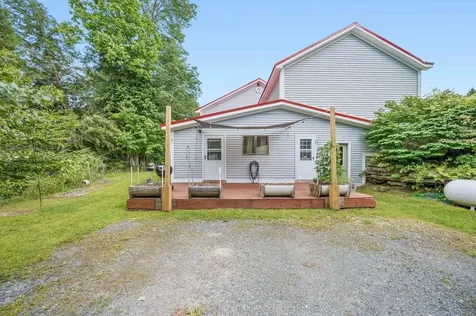 311 Old Route 12 Barnard VT 05031