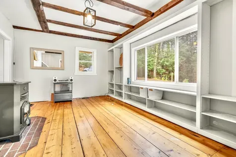 141 Colby Crossing Road Henniker NH 03242