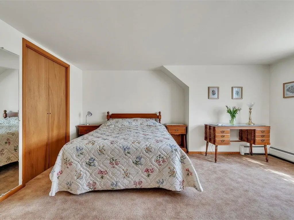 10 Woodland Place South Burlington VT 05403