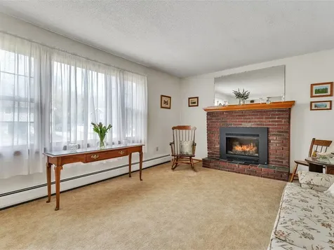 10 Woodland Place South Burlington VT 05403