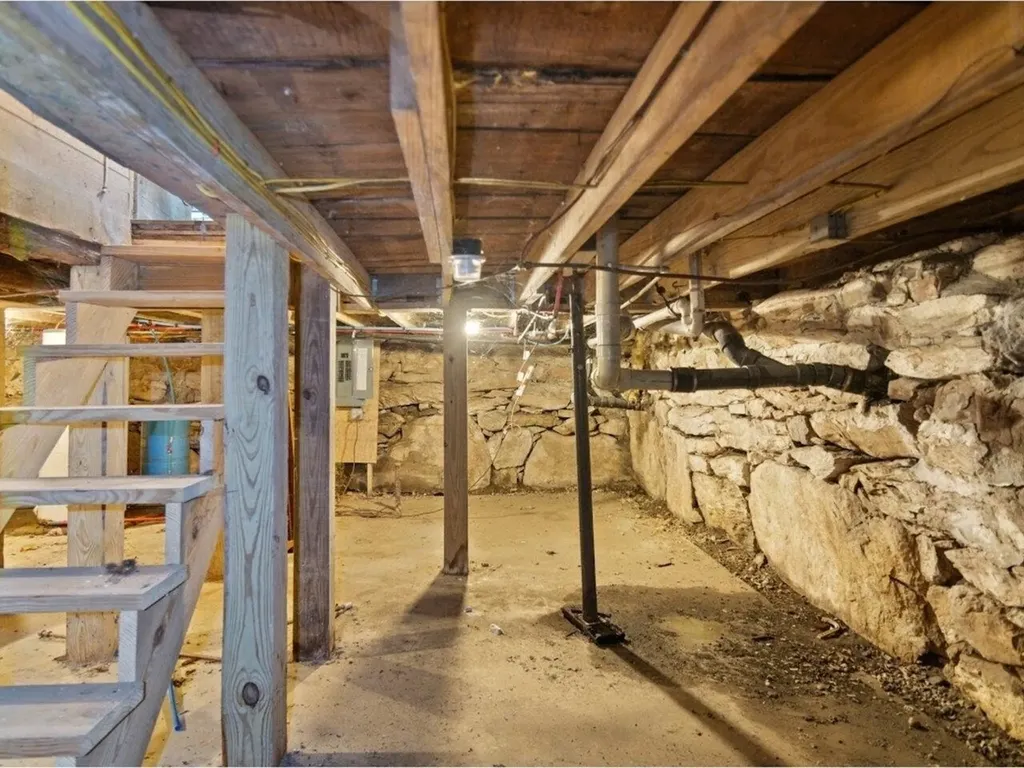 1360 South 116 Road Bristol VT 05443