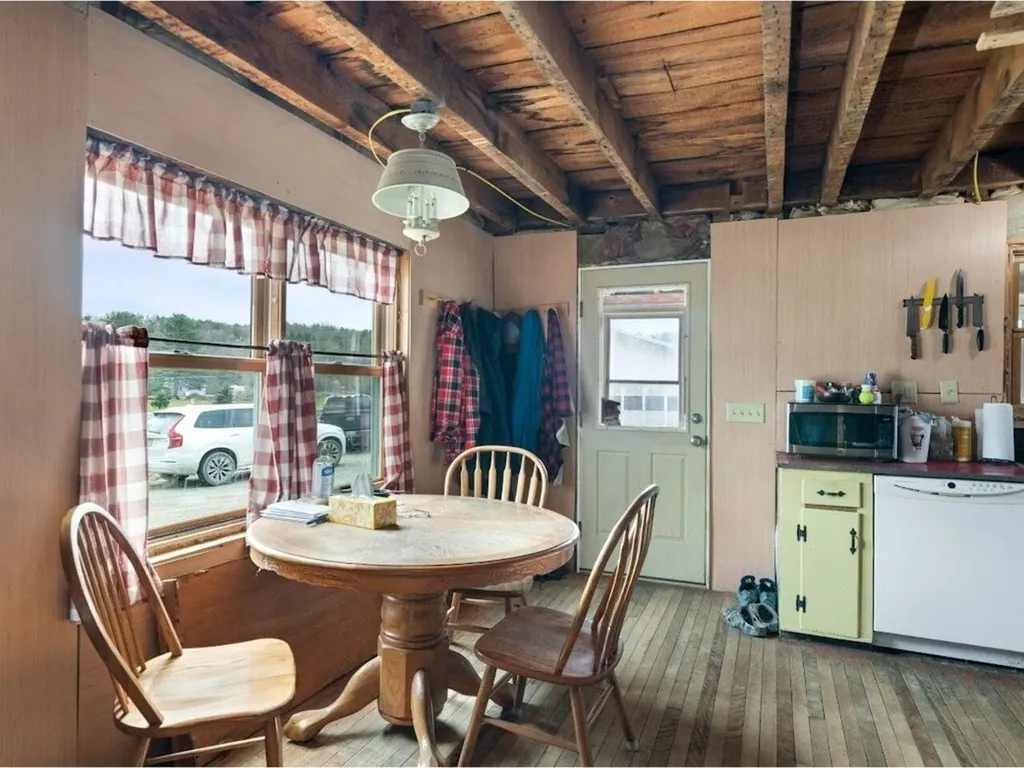 1360 South 116 Road Bristol VT 05443