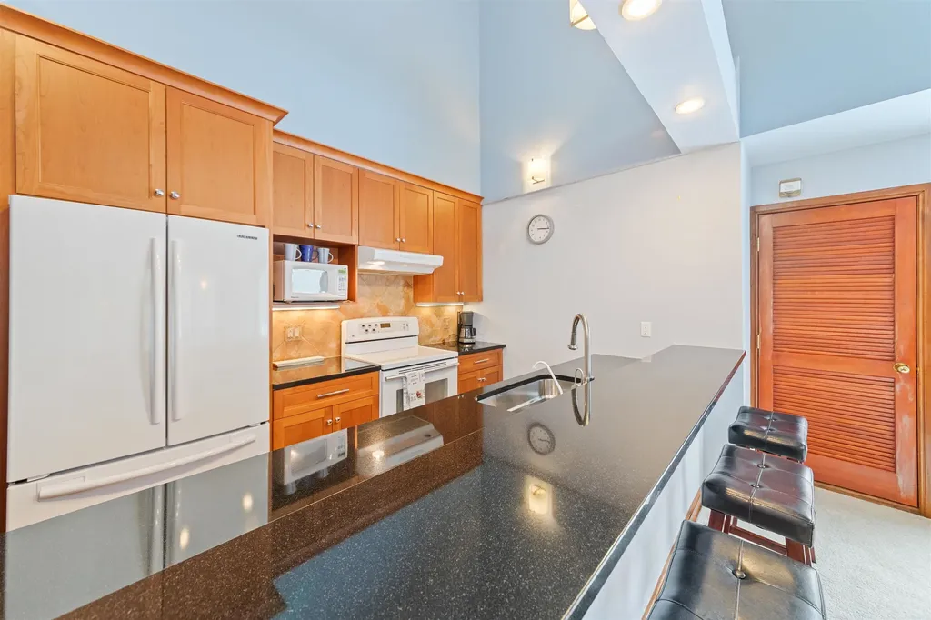 4 L Trailside Village Way Dover VT 05356