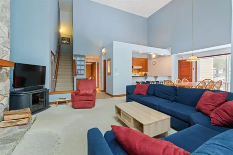 4 L Trailside Village Way Dover VT 05356