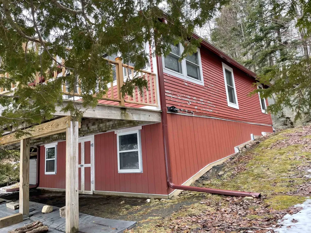 592 Cottage Road Averill VT 05901