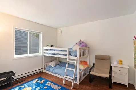 22 Chelsea Circle South Burlington VT 05403-7260