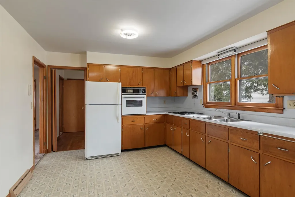 29 Richard Street Winooski VT 05404