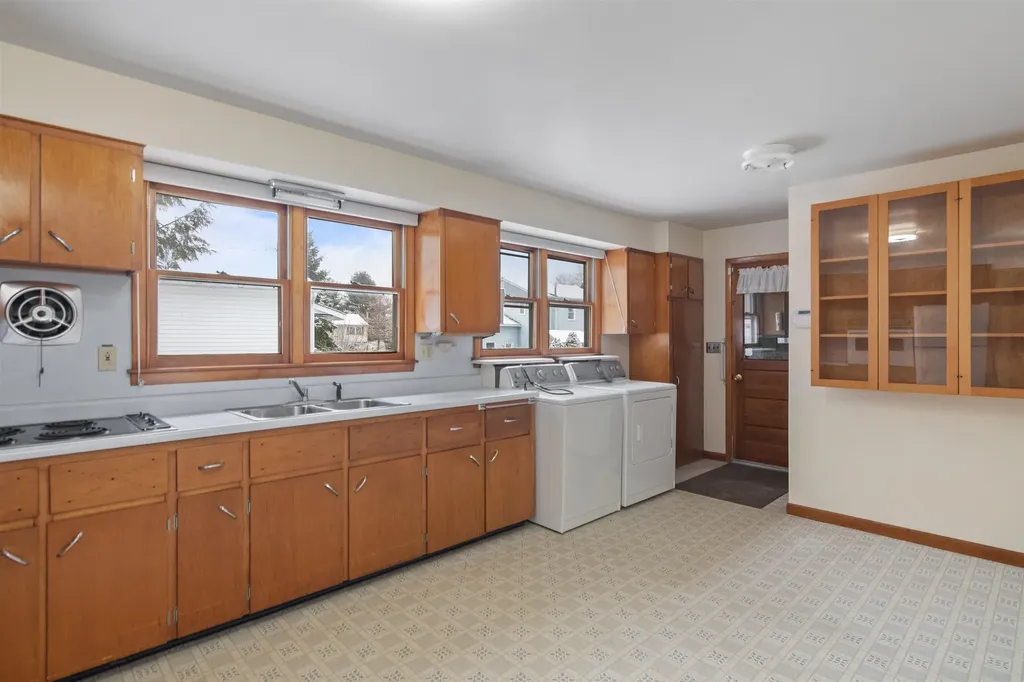 29 Richard Street Winooski VT 05404