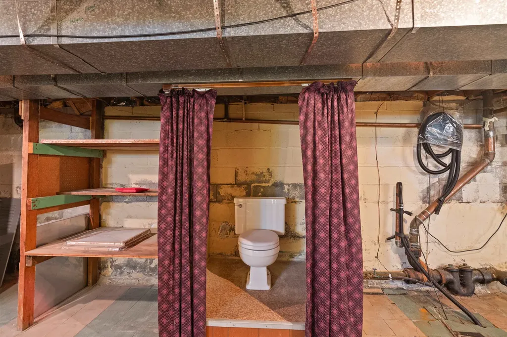 29 Richard Street Winooski VT 05404