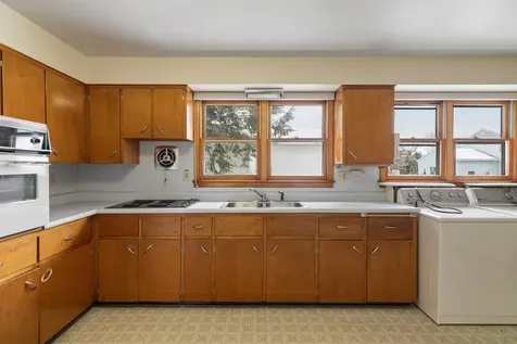 29 Richard Street Winooski VT 05404