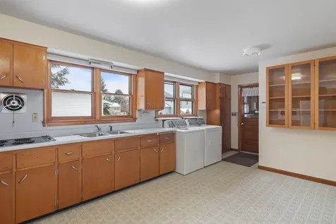 29 Richard Street Winooski VT 05404