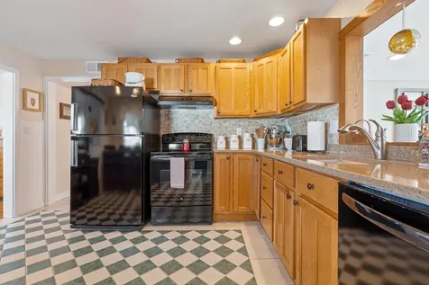7 Beaudoin Street Bedford NH 03110