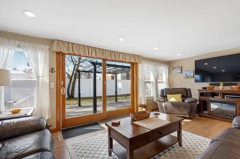 7 Beaudoin Street Bedford NH 03110