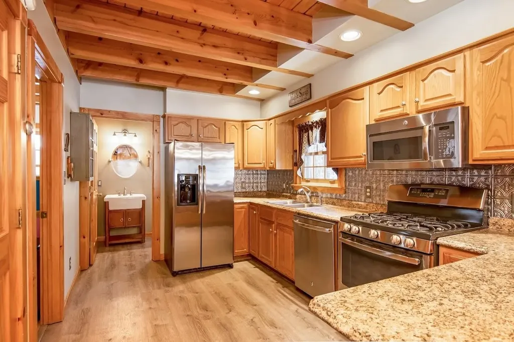 131 Birch Way Bakersfield VT 05441