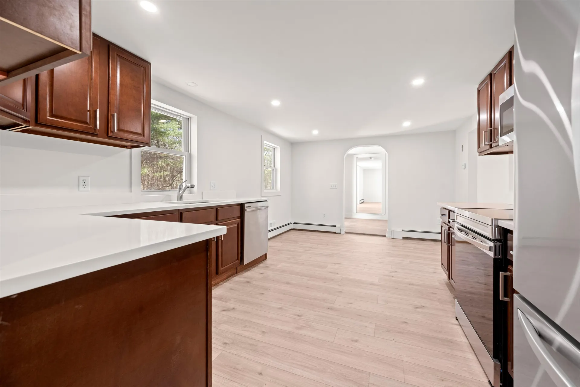 3 Roux Avenue Salem NH 03079