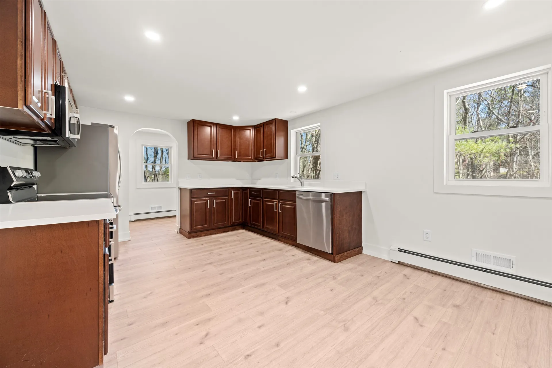 3 Roux Avenue Salem NH 03079