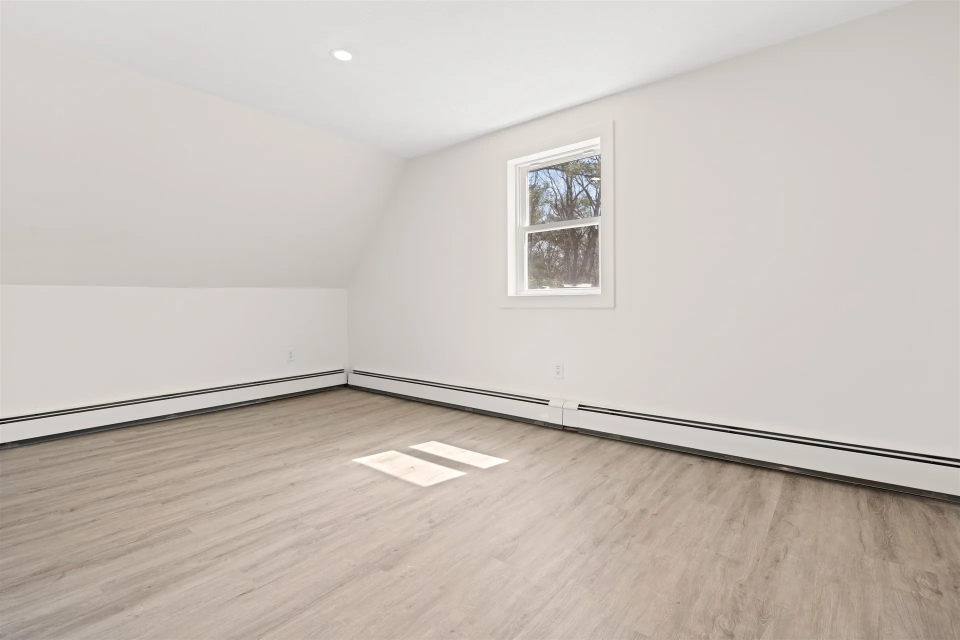 3 Roux Avenue Salem NH 03079