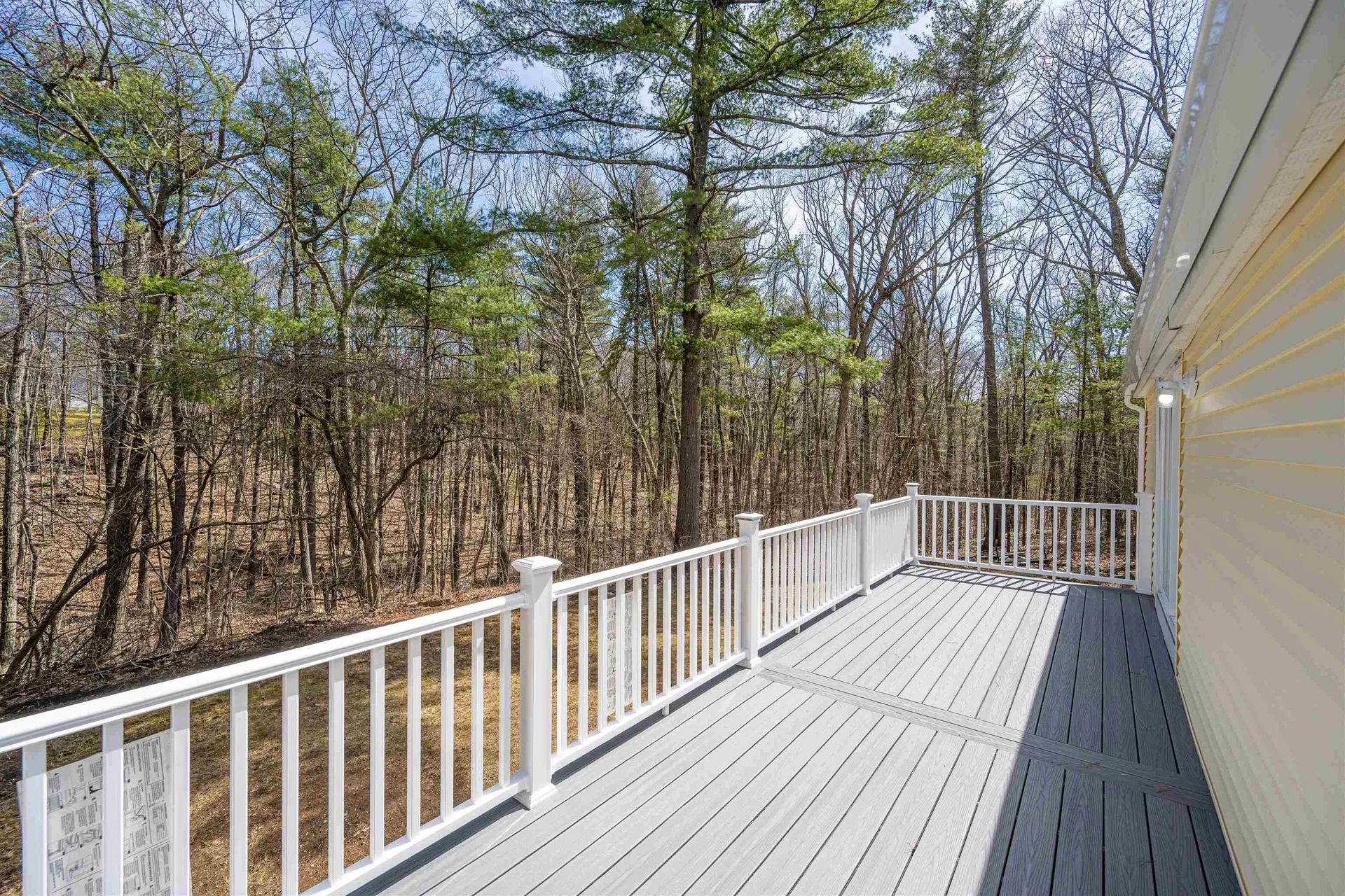 3 Roux Avenue Salem NH 03079