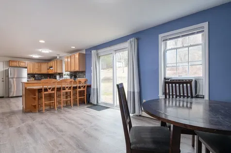 146 Sherwood Circle Brattleboro VT 05301