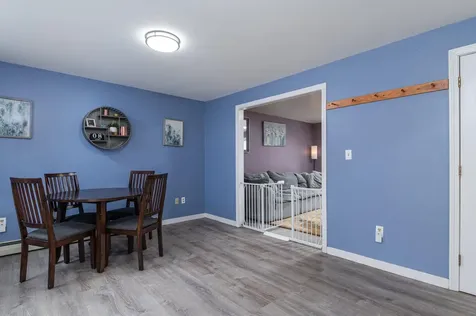 146 Sherwood Circle Brattleboro VT 05301