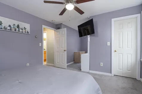 146 Sherwood Circle Brattleboro VT 05301