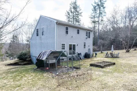 146 Sherwood Circle Brattleboro VT 05301