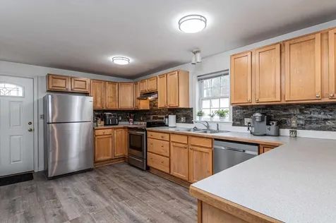 146 Sherwood Circle Brattleboro VT 05301