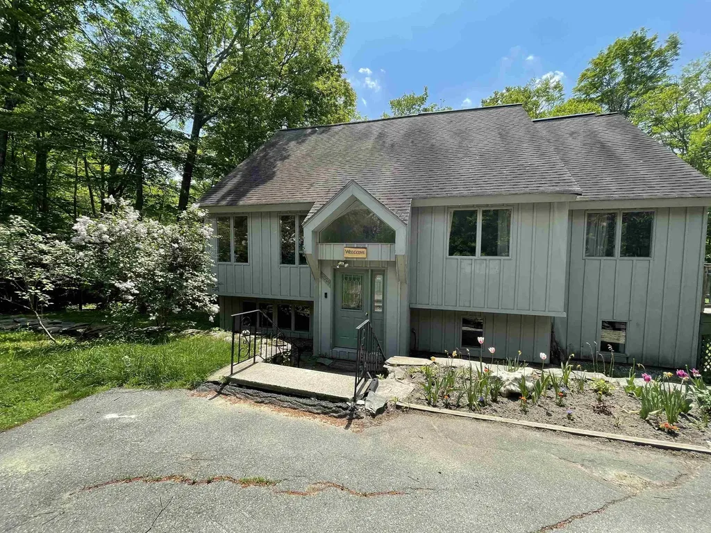 1029 Baker Turn Hartford VT 05059