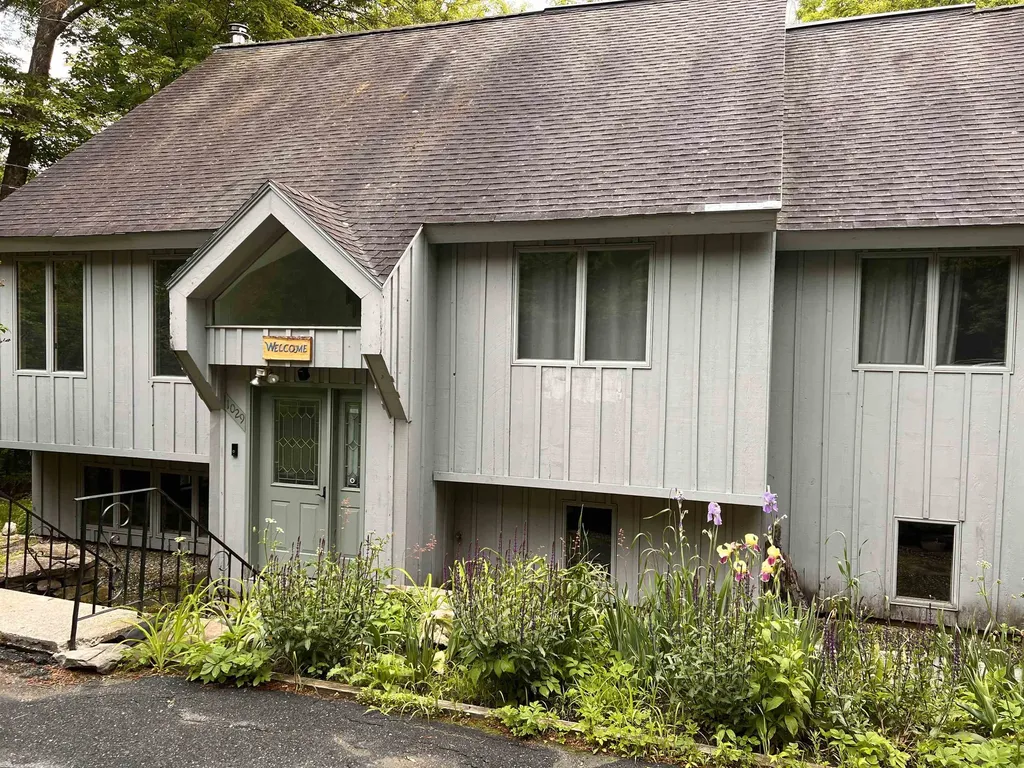 1029 Baker Turn Hartford VT 05059