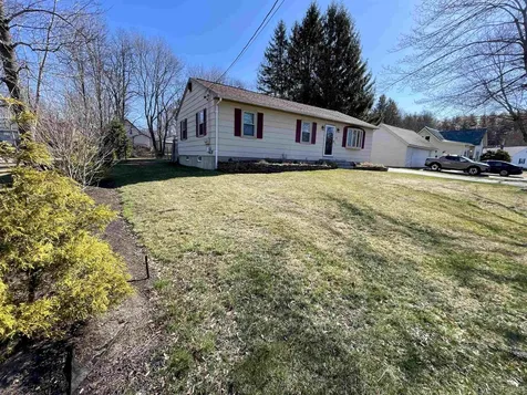 34 Adams Avenue Rochester NH 03867