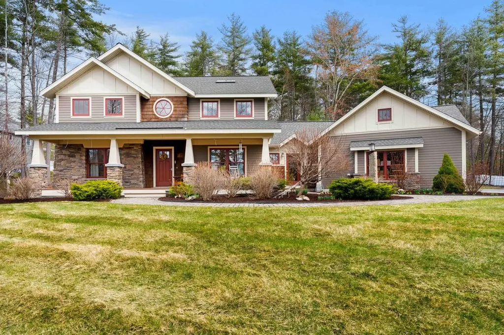 10 Mountain View Court Milford NH 03055