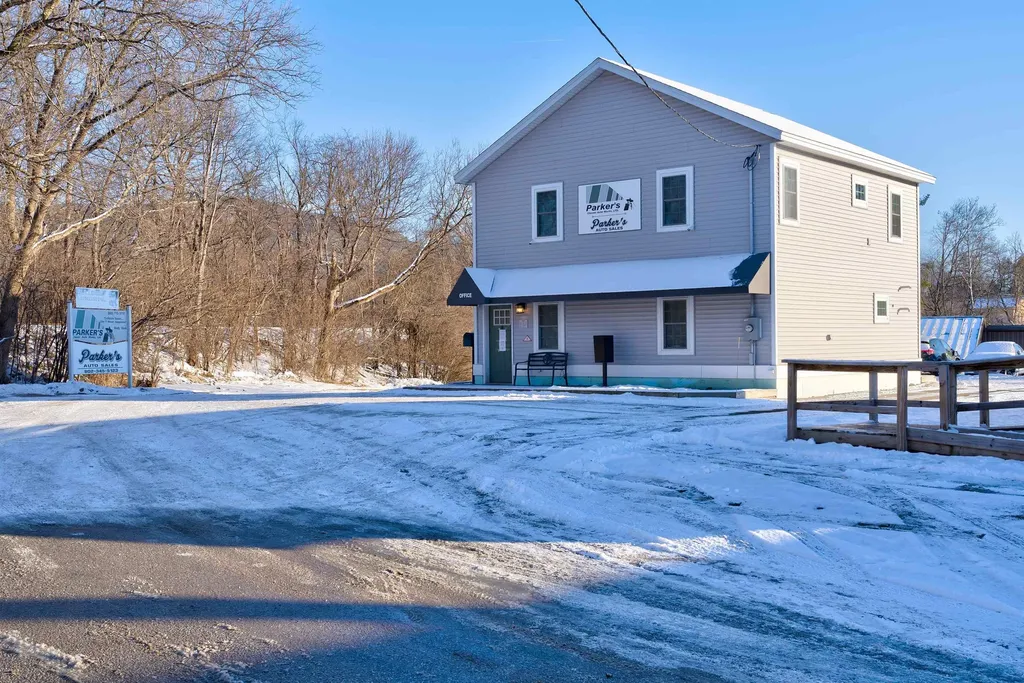 18 Chaplin Avenue Rutland City VT 05701