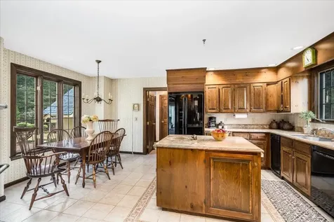 3 Carol Ann Lane Amherst NH 03031