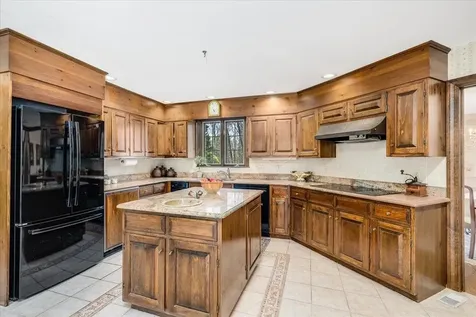 3 Carol Ann Lane Amherst NH 03031