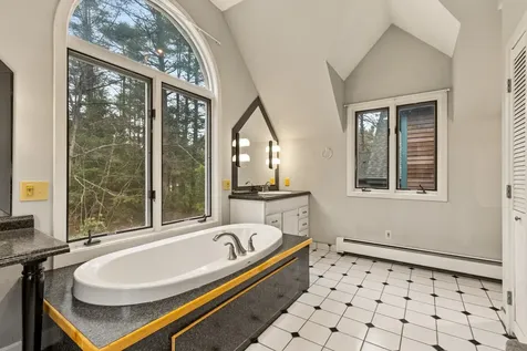 23 Quarry Drive Rochester NH 03867
