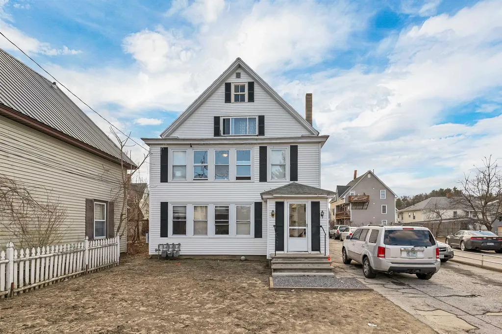 296 Bartlett Street Manchester NH 03102