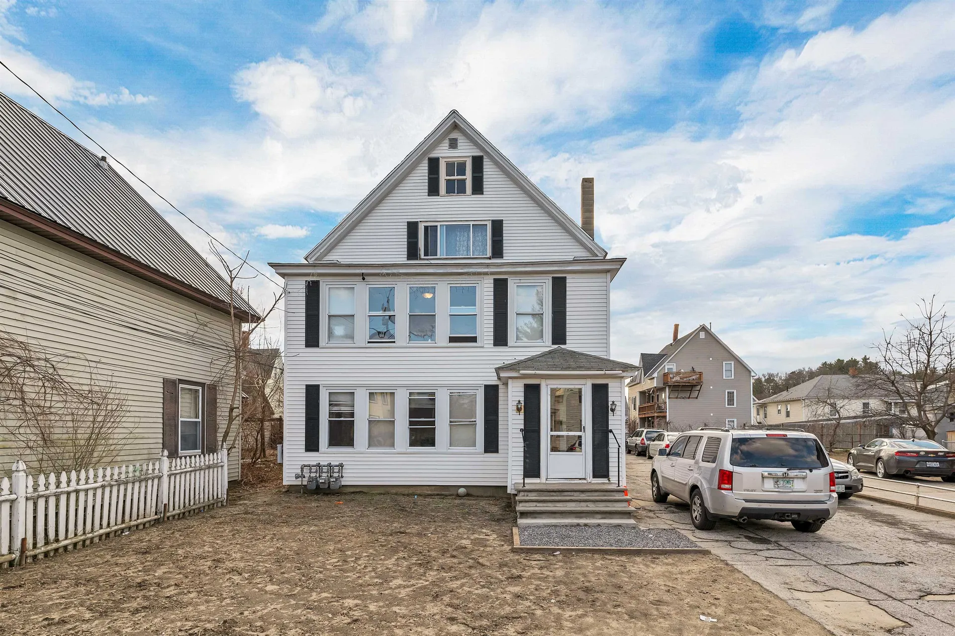 296 Bartlett Street Manchester NH 03102